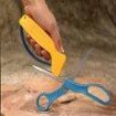 AccuSharp Scissor Sharpener